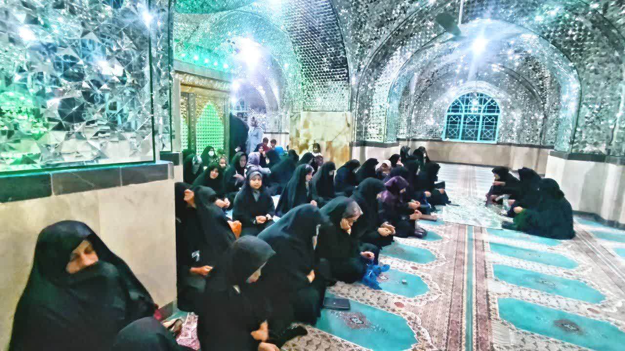 محفل انس با قرآن کریم با حضور قاری بین المللی