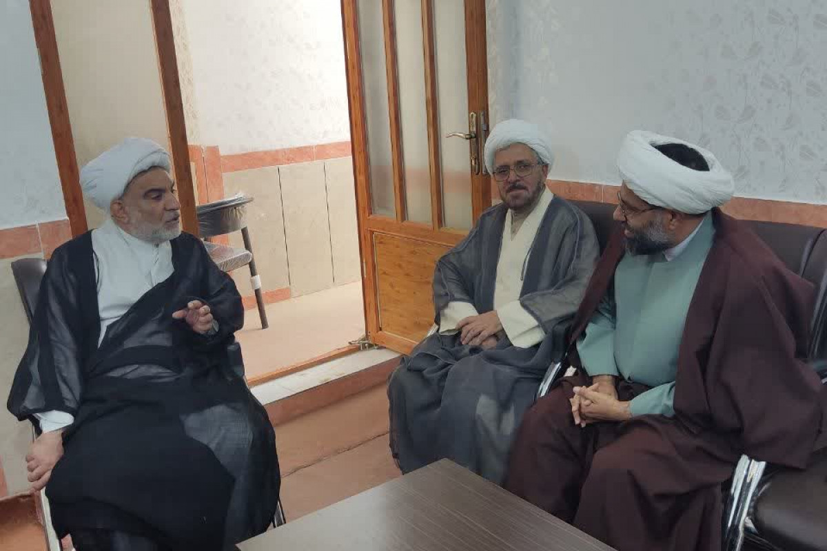 دیدار معاون فرهنگی اداره کل تبلیغات اسلامی استان ایلام با امام جمعه شهرستان دره شهر