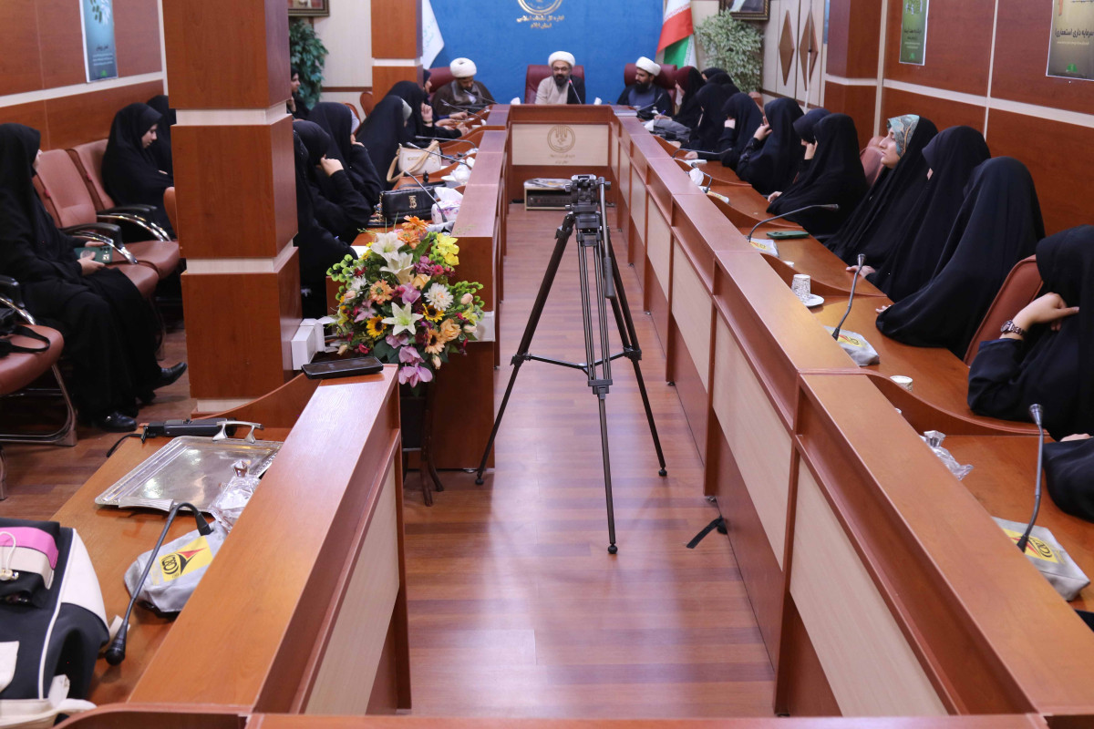 برگزاری  نشست دختران حاج قاسم در استان ایلام