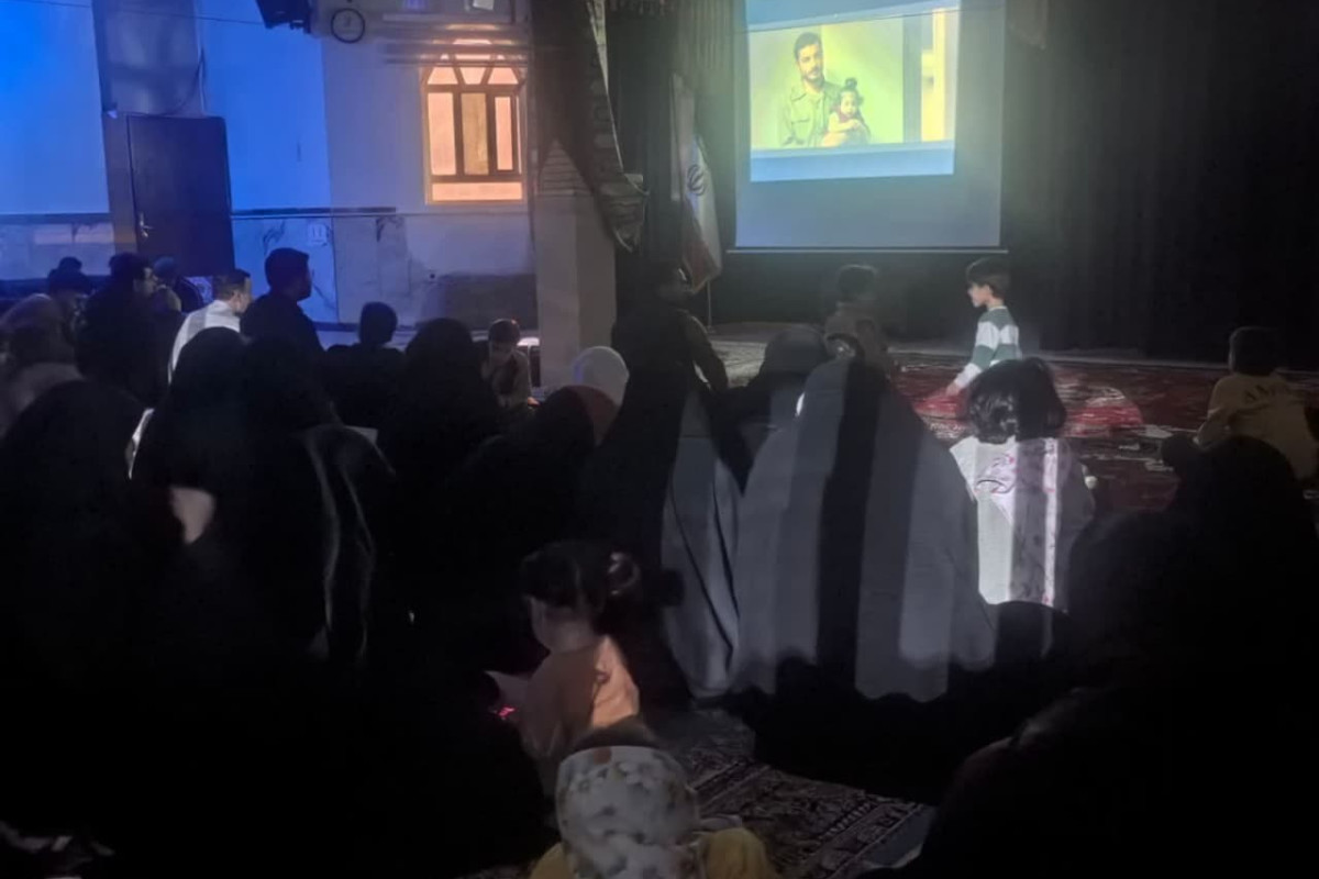 اکران سیار در مناطق مختلف شهرستان مرزی مهران