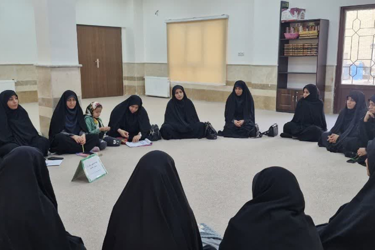 برگزاری جلسه توجیهی سفیران زندگی با آیه ها در شهرستان مهران