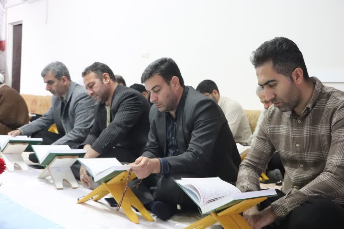 برگزاری محفل انس با قرآن در شهرستان مهران