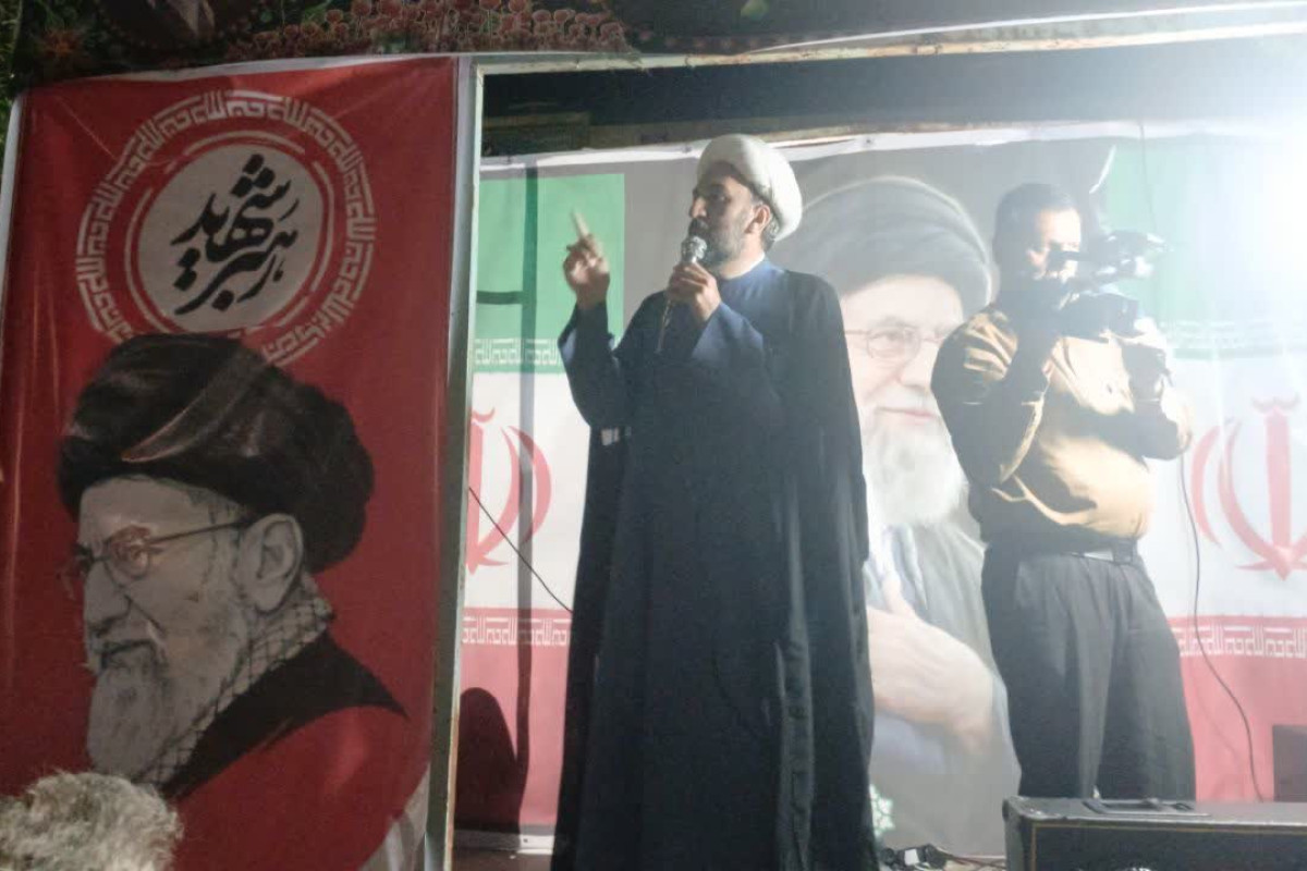 سخنرانی حجت‌الاسلام رحیمی مدیر کل تبلیغات اسلامی استان ایلام در جمع مردم شهید پرور شهرستان دره شهر
