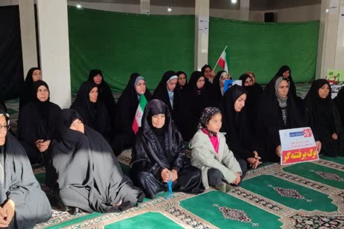برگزاری نشست بصیرتی در مسجد صاحب الزمان(عج) شهرستان ملکشاهی