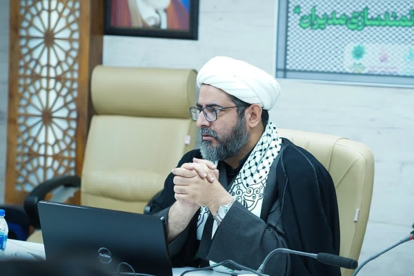 از مردم وفادار و انقلابی خوزستان تشکر میکنم