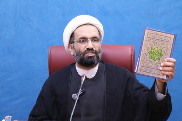 نشست صمیمی مشاور رئیس سازمان دارالقرآن کشور با نوجوانان فعال در مساجد ایلام