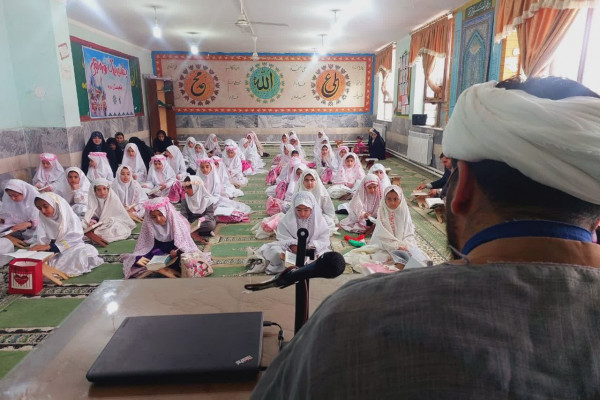 زندگی با آیه ها در مدارس شهرستان بدره
