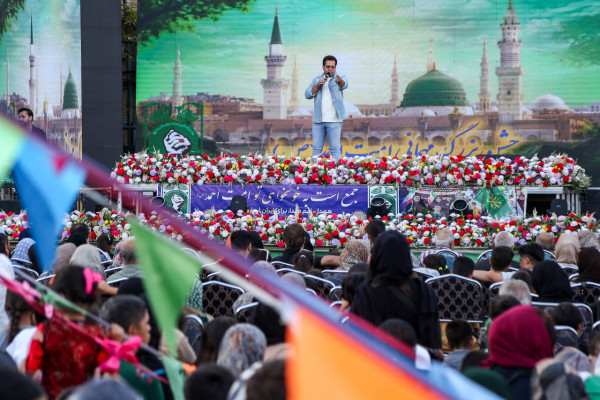 הולדת הנביא בסננדג׳: תרבות, מוזיקה ואחווה