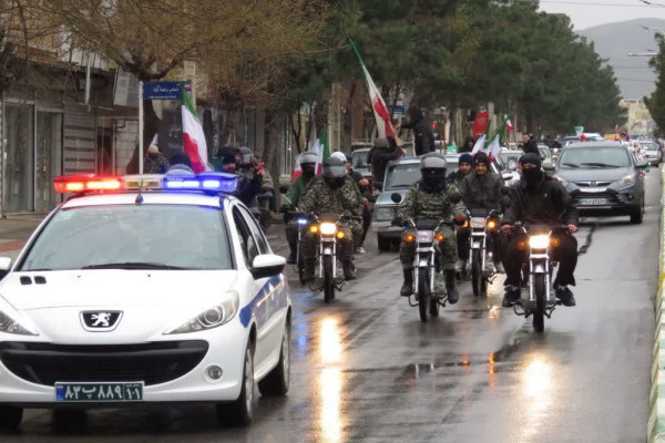 سیل جمعیت در رژه خودرویی درگز، اعلام بیعت با رهبر انقلاب