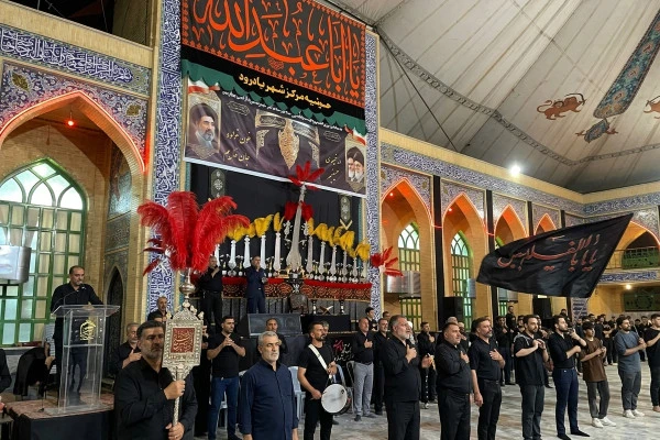 نبض محرم و میهن‌دوستی در دست حسینیه‌ای ۵۰۰ ساله در دل کویر