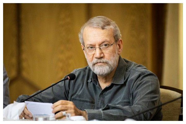 این خون‌ها سرد نمی‌شود و جوشش دارد