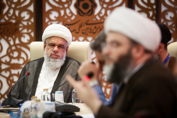 Mehrvareh Havaye No: Honoring the Activities of Religious Associations