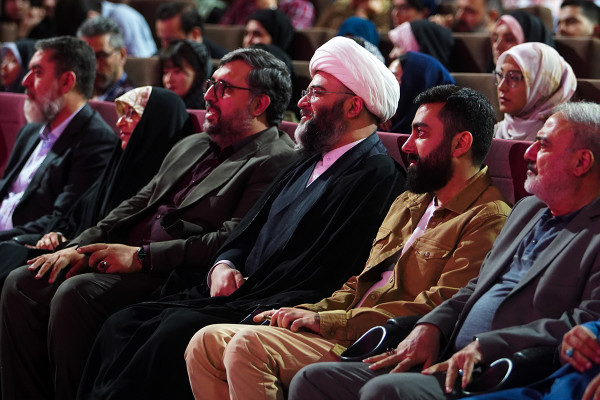 Se celebró el ۱۴.º Festival Internacional de Cine ۱۰۰