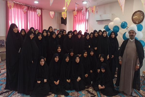 مراسم آغاز سال جدید تحصیلی در دبیرستان های صدرای اصفهان و ملک شهر