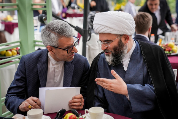 صحيفة طهران تايمز تحتفل بمرور ۴۶ عامًا