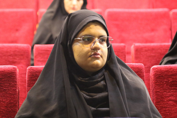 برگزاری کلاس های آموزشی هوش مصنوعی و شبکه های اجتماعی؛ ویژه بانوان کنشگر فضای مجازی در ایلام