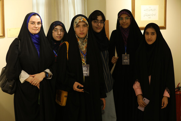 《历史》：面向青少年的阅读活动