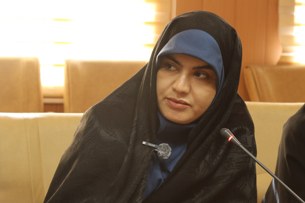 برگزاری آیین تجلیل از برگزیدگان نهضت «زندگی با آیه‌ها» در شهرستان دره‌شهر؛