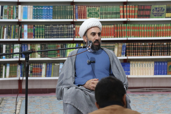 حضور مدیرکل تبلیغات اسلامی استان ایلام؛ در مدرسه علمیه حجت بن الحسن (عج) شهرستان دره شهر