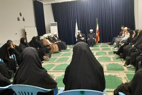 برگزاری نشست هم اندیشی فعالان قرآنی شهرستان مهران