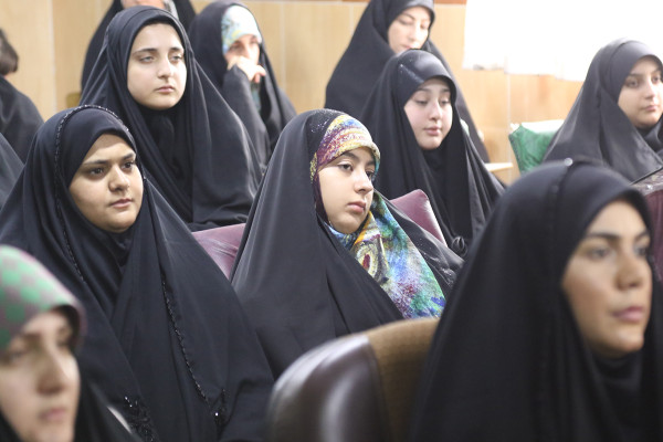 برگزاری نشست شبکه های تبلیغی  اسما و صبرا در حوزه علمیه خواهران ایلام