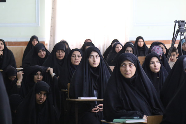 برگزاری نشست شبکه های تبلیغی  اسما و صبرا در حوزه علمیه خواهران ایلام