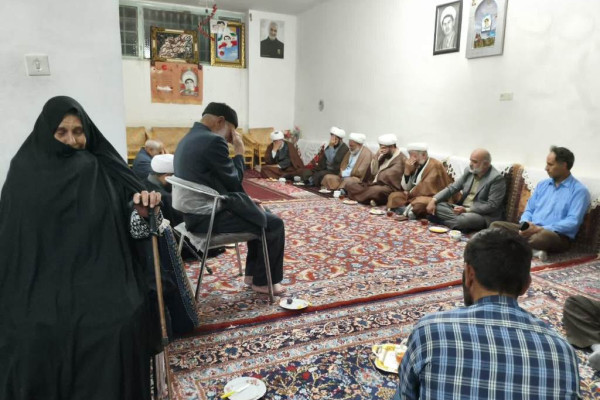 تکریم خانواده شهید محمدحسن نوفرستی؛ شهیدی که از تیزهوشان راهی حوزه شد