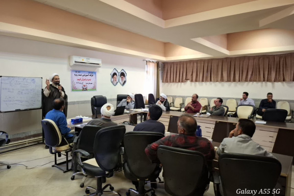 برگزاری کارگاه آموزشی تدبر در قرآن کریم شهرستان بدره