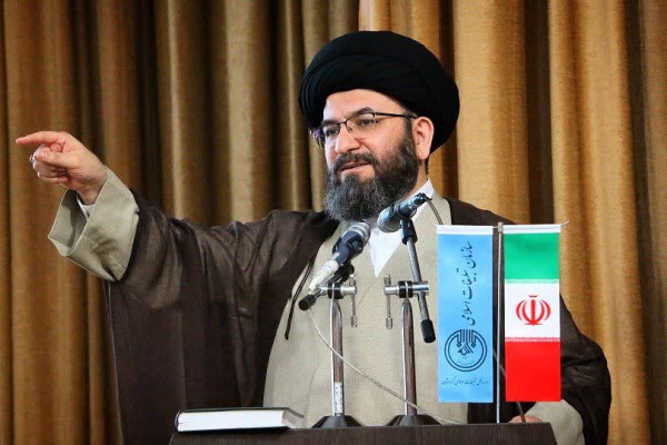 نشست هم‌اندیشی فعالان قرآنی استان کردستان برگزار شد