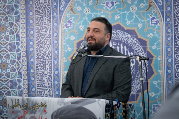 هشتمین آئین تجلیل از پیرغلامان حسینی استان البرز