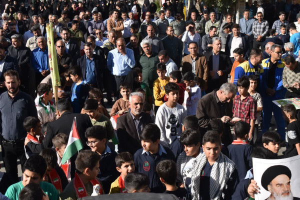 حماسه حضور در 13 آبان و روز مبارزه با استکبار جهانی در شهرستان گیلانغرب