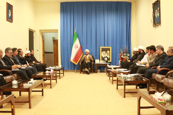 برگزاری سومین جلسه هماهنگی گسترش و توسعه شورای قرآنی در دفتر نماینده ولی‌فقیه در استان ایلام