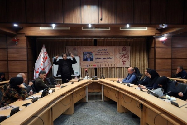 کارگاه آموزشی سواد رسانه درهمدان