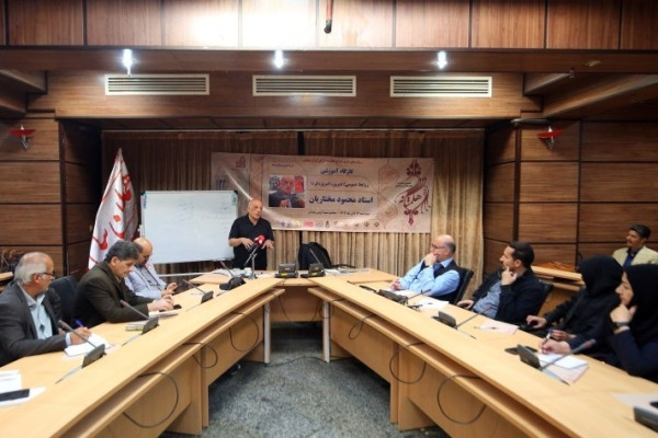 کارگاه آموزشی سواد رسانه درهمدان