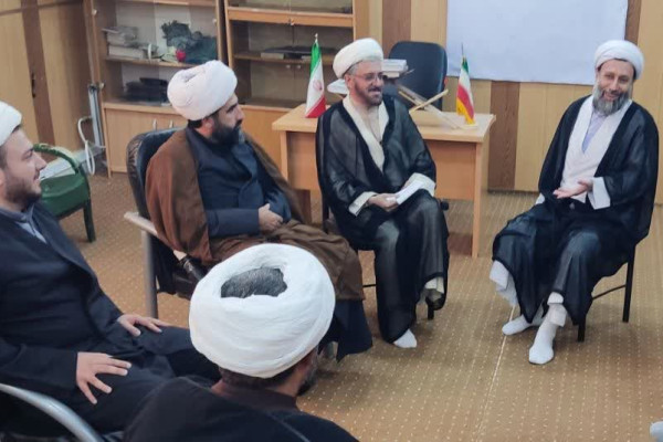 برگزاری جلسه ماهانه روحانیون مستقر شهرستان دره‌شهر