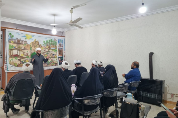 نشست توجیهی مربیان، پرده خوانی فاطمیه در شهرستان بدره