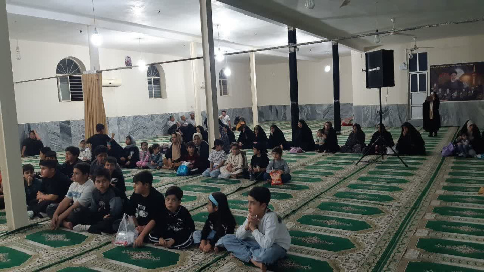 اکران انیمیشن یوز در روستای گلان