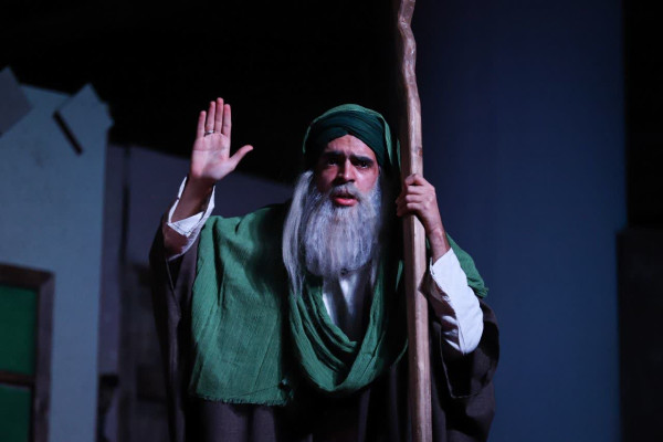 اجرای تئاتر آئینی «ماه مه گرفته» توسط هـیـئـت‌ ریـحـانـة الـنـبي سلام‌الله‌علیها با همکاری اداره کل تبلیغات اسلامی استان زنجان