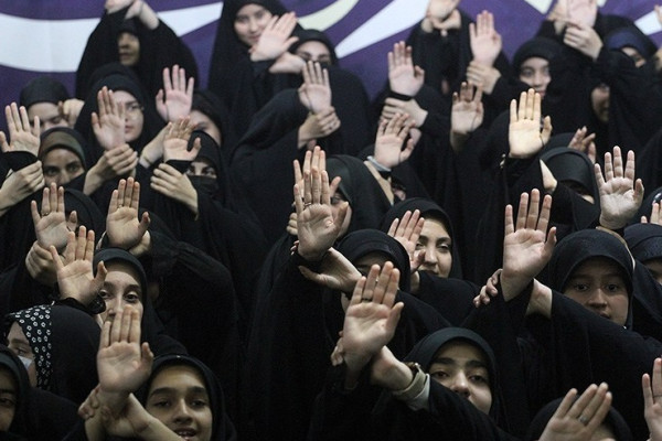 اجتماع دختران حاج قاسم در همدان