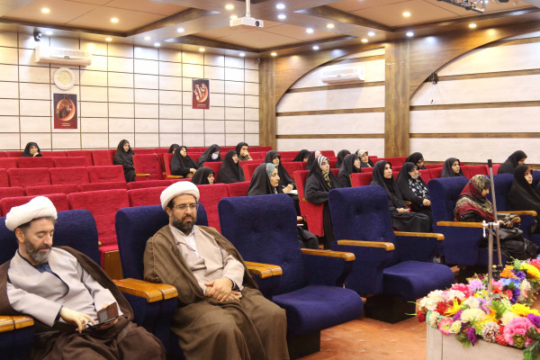 برگزاری دوره آمورشی تدبر در قرآن کریم در شهرستان ایلام