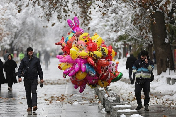 بارش برف در دیار الوند استوار