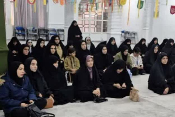 برگزاری دومین جلسه برنامه ریزی سفیران آیه ها ویژه اعتکاف در حسینیه شهداء مسجد جامع شهرستان دره شهر