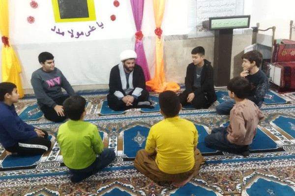 اجرایی شدن طرح قرآنی نهضت زندگی با آیه ها در اعتکاف شهرستان دره شهر