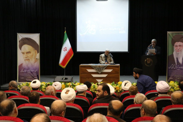 گردهمایی نخبگان حوزه و دانشگاه و فعالین جبهه انقلاب اسلامی با سخنرانی دکتر سعید جلیلی به مناسبت سالروز پیروزی انقلاب اسلامی برگزار گردید