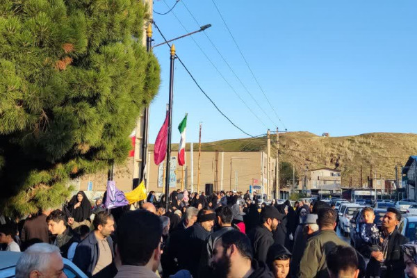برگزاری جشن بزرگ خیابانی نیمه شعبان در شهرستان دره‌شهر