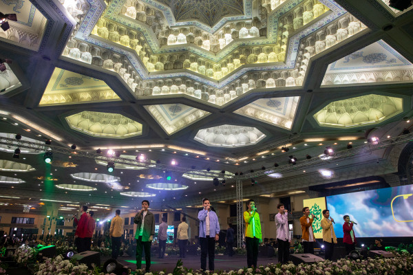 جشن بزرگ خانوادگی «به عشق مهدی»