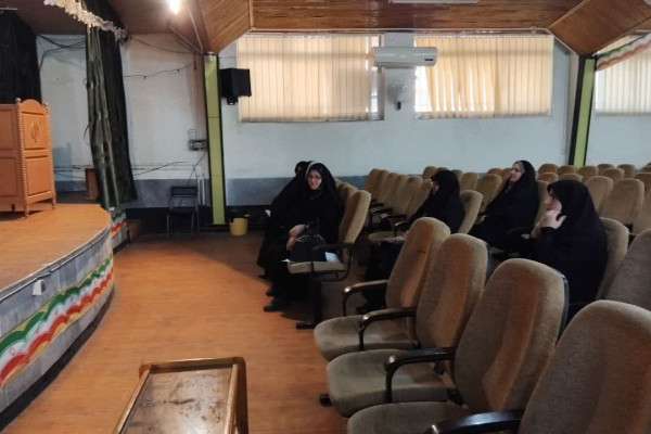 نشست هم‌اندیشی و تبیین طرح ملی «زندگی با آیه‌ها» در شهرستان آستانه اشرفیه برگزار گردید