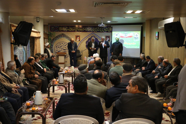 جلسه تصمیم گیری تشکلهای دینی اصفهان جهت حضور پرشور در مراسم 22 بهمن