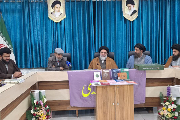 بازگشت به قرآن تنها راه نجات بشر است