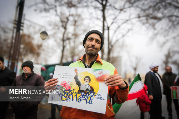 راهپیمایی 22 بهمن در زنجان